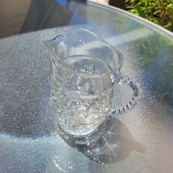 VINTAGE Lead Crystal small pitcher/vase 6"H - Picture 8 of 10